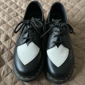 Dr Martens Oxfords